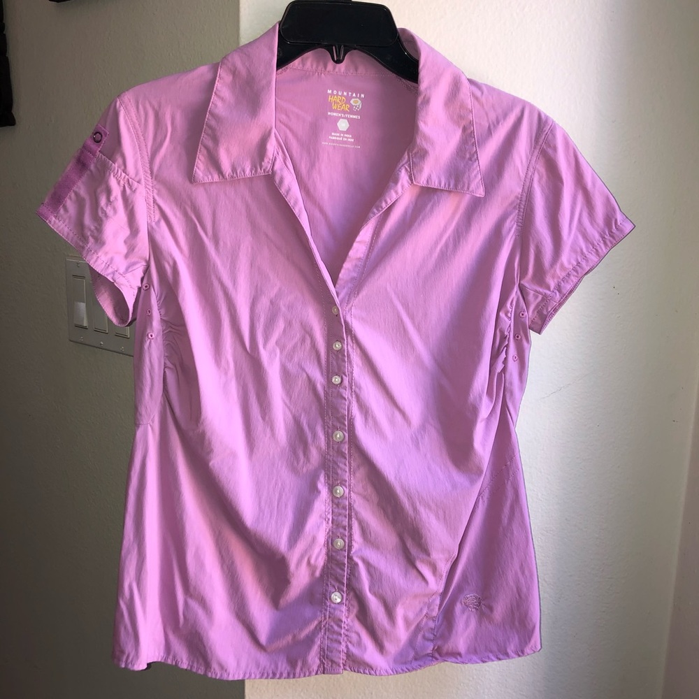 SOLD: Mountain Hardwear Shirt